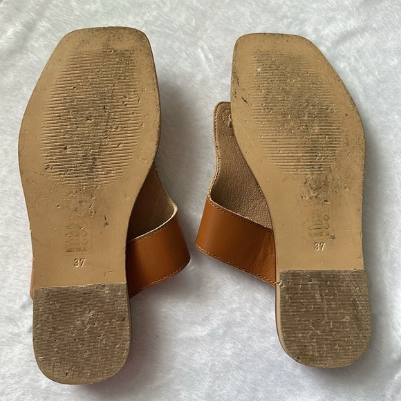 IRIS & INK Women’s Slip On Soft Leather Flat Thong Minimalist Summer Sandals 37 - Picture 6 of 8